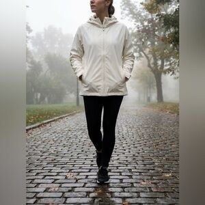 32 Degrees Heat Women's Fleeced Line
Hooded Full Zip Softshell Jacket Large